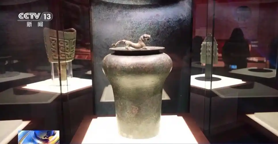 快来打卡三星堆青铜面具铜龙形钮盖百余件特色文物在这展出