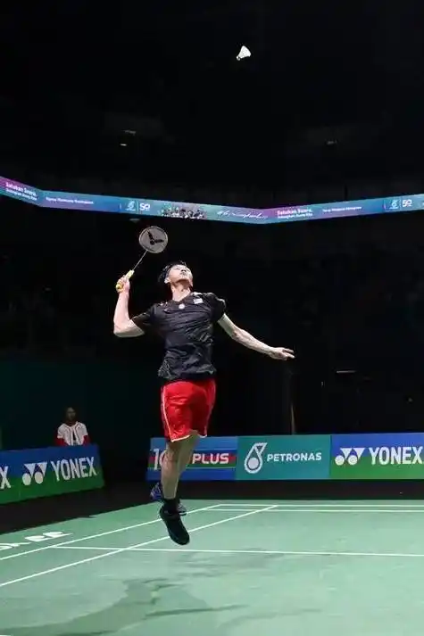 新林丹重返巅峰之路?2比0完胜世界冠军,27岁国羽球星逆袭成功!