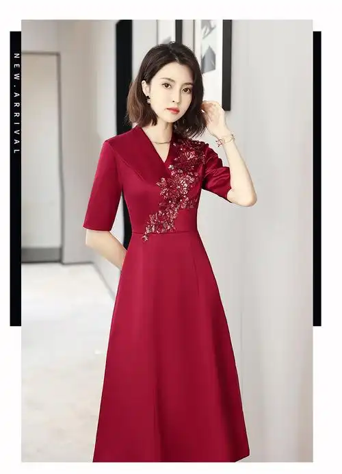 婚礼妈妈装高档礼服夏季高端晚高贵年轻喜婆婆婚宴连衣裙春秋酒红色xs