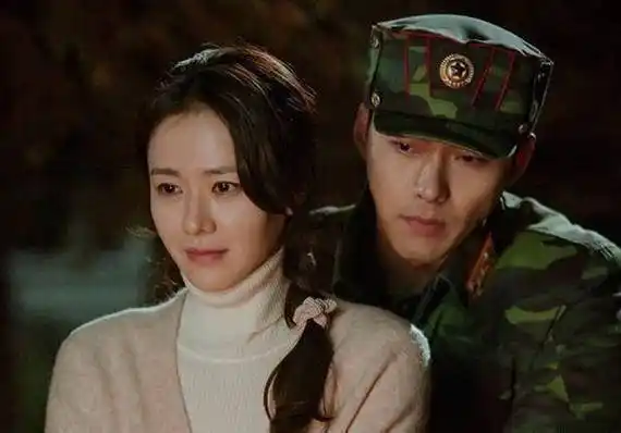 原创玄彬宋慧乔复合众多甜蜜细节曝光孙艺珍却无辜躺枪