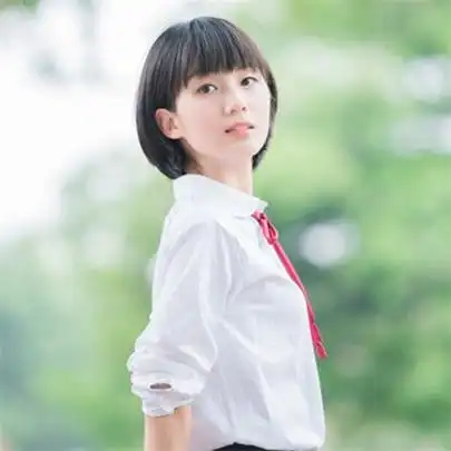 但是小编为大家带来几款学生头短发女生发型,清新又甜美的短发定能