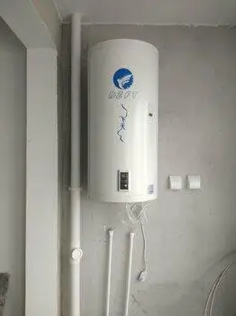 阳台壁挂平板太阳能热水器