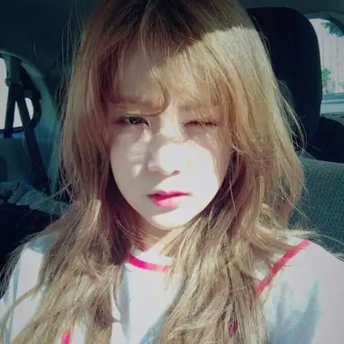 韩国女爱豆头像 a pink 朴初珑