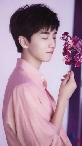 王俊凯生日会被提议仅唯粉可以参加tfboys粉丝地位不被重视