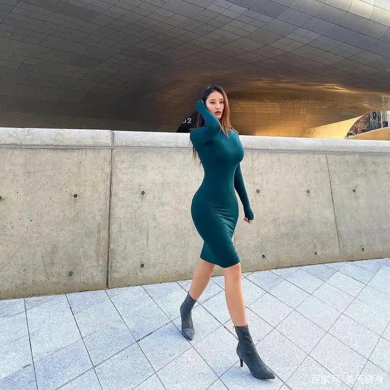 120斤"微胖女神",身高170cm,多肉身材性感,打破东方传统审美