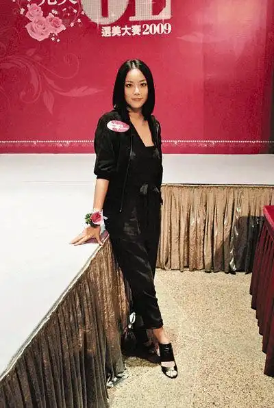 霍汶希陈冠希再谈艳照就似在伤口撒盐