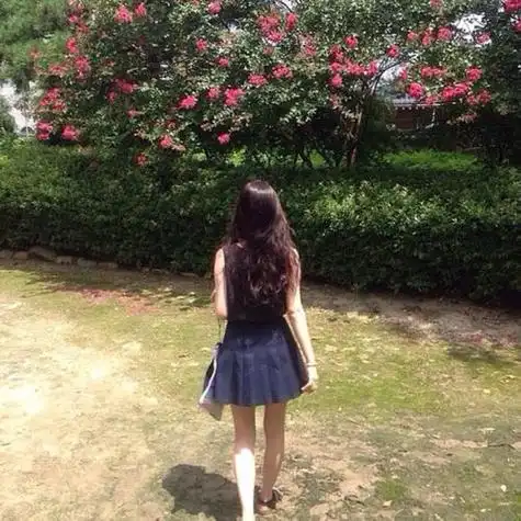 女生唯美头像背影