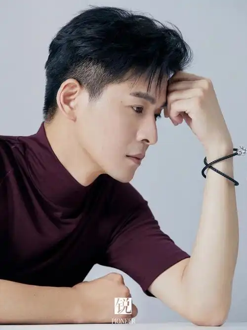 乔振宇锐pioneer写真