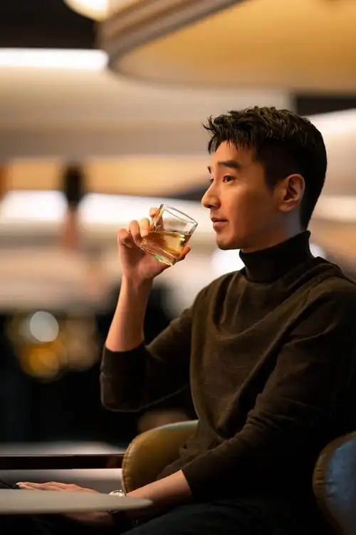 赵又廷个人资料及简历(靠魅力征服3个女人,娶国民女神获幸福) | 说明