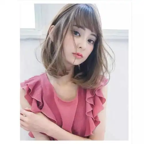 气质美女日系小清新卷发发型图片