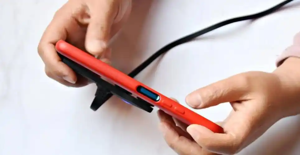 最伤手机的3种充电方式不到1年电池就会报废你占了几个