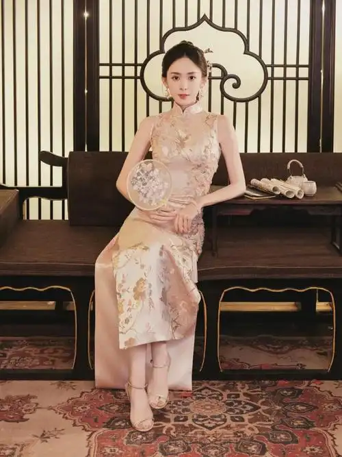 旗袍庆生,完美勾勒窈窕身姿,尽显东方女性韵味|妆容|模特|古力娜扎