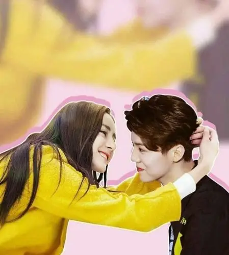 鹿晗迪丽热巴恋情 标签: 鹿晗