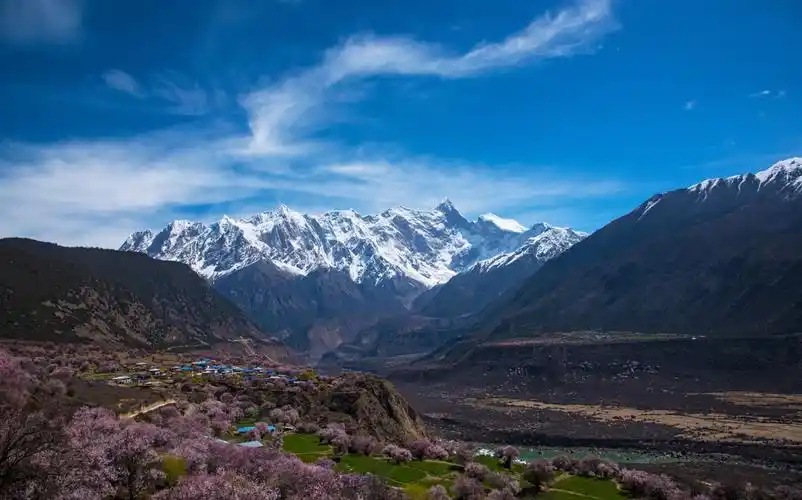 从谷歌地球上看世界上最美的5座山峰其1座在中国一生必去