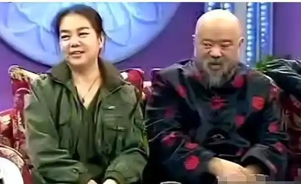 演员李琦不顾医生劝阻,每天2包烟,顿顿8两白酒,今身体状况如何