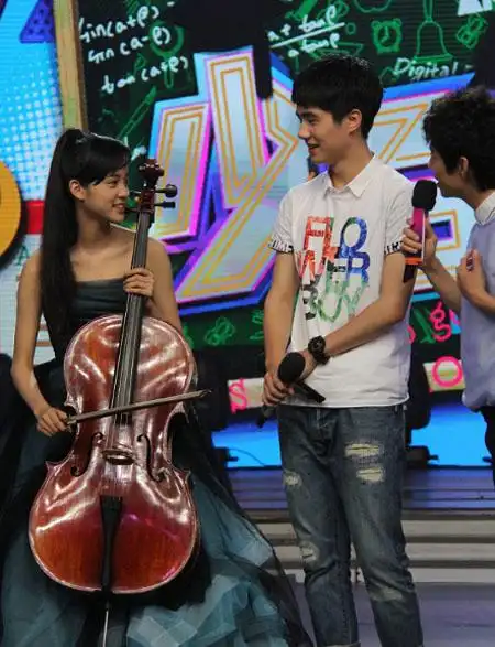 20140531期快乐大本营欧阳娜娜的图片(越清楚越好)