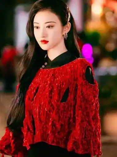 原创司藤中景甜28套旗袍造型霸气女王万种时尚实力演绎人间富贵花