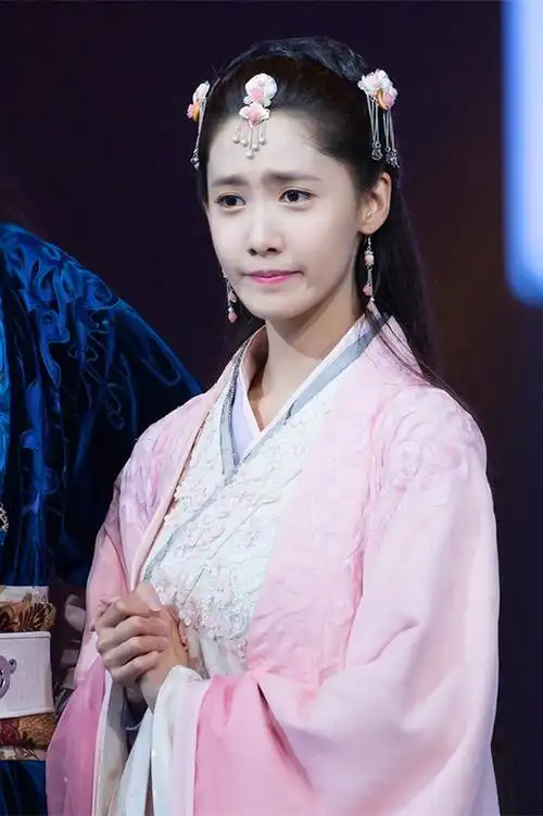 武神赵子龙夏侯轻衣马玉柔林允儿饰