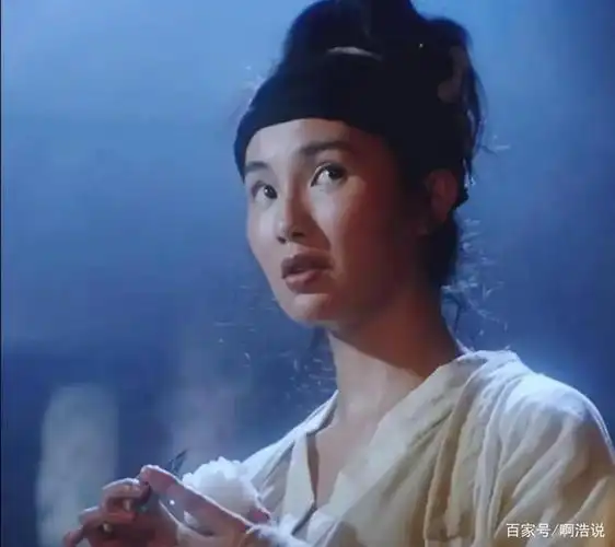 张曼玉在《新龙门客栈》里的金镶玉演绎的淋漓尽致