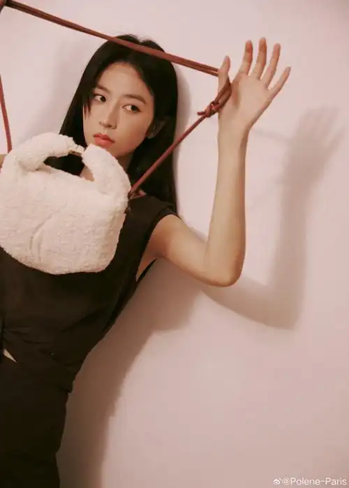 polene##周雨彤##polene与周雨彤优雅同行##优雅彤行