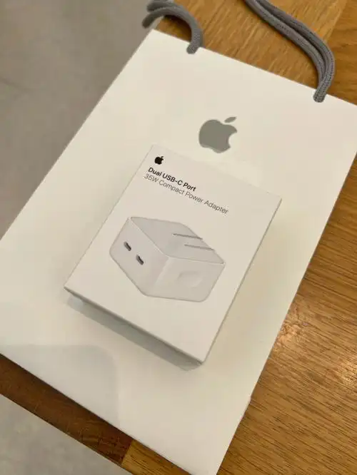 apple35w双usbc端口小型电源适配器