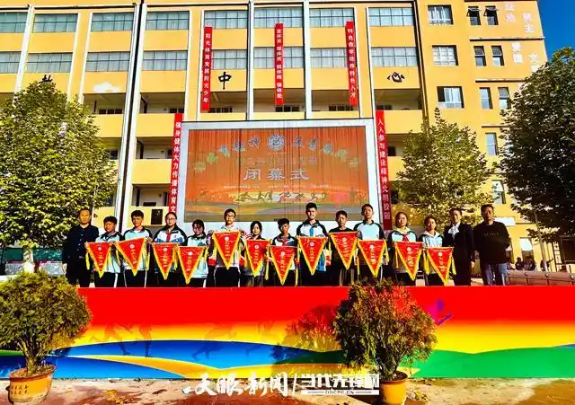 为进一步丰富学生的校园文化生活,11月8日至11日,贵定县第一中学第九