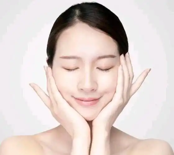 皮肤润透白,补水这样来