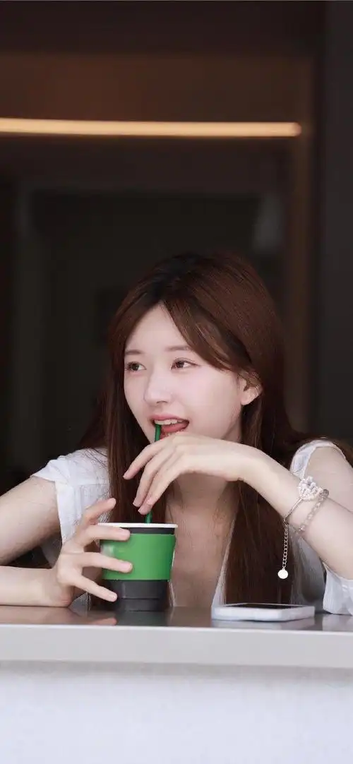 673/ 9人间甜豆赵露思 674/ 9人间甜豆赵露思 675/ 9人间甜豆