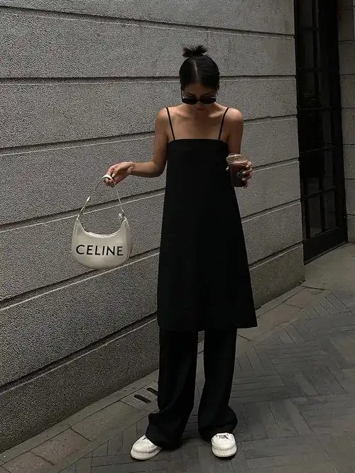 huyifan黑色吊带抹胸连体裤女2021夏季新款宽松性感气质连衣裙