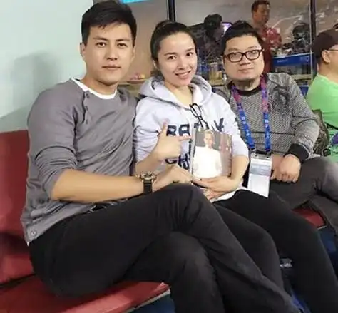 周扬靳东为什么分手靳东的三段感情周扬