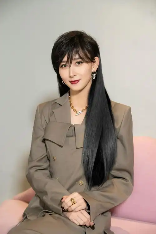 胡静:每一场戏都不能辜负向警予丨"星火燎原"系列访谈