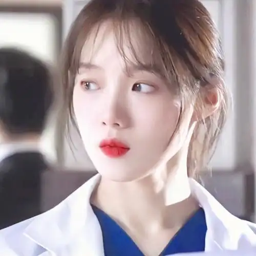 李圣经头像|顾雨曦