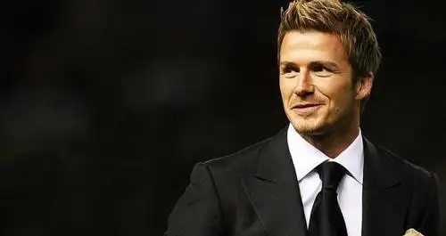 在真正喜爱足球的人心中,都有自己心目中认为最帅的球星,如同喜欢一个