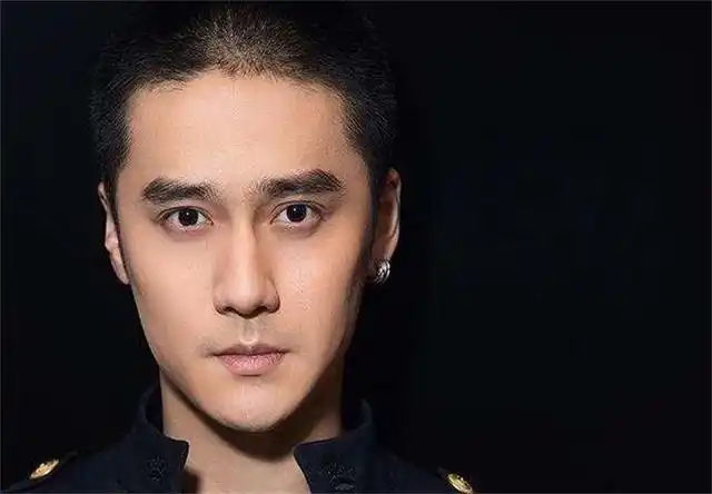 女明星被"家暴",韩国女明星被捅数刀,曾出演《回家的诱惑》