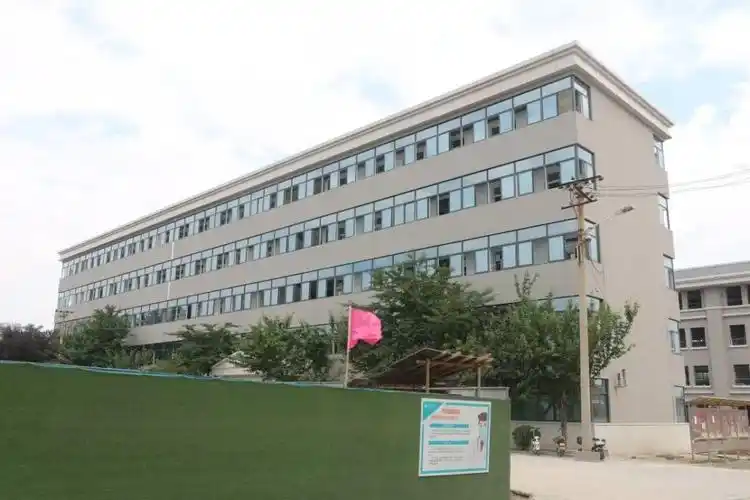 立诚中学提升改造工程建设进展