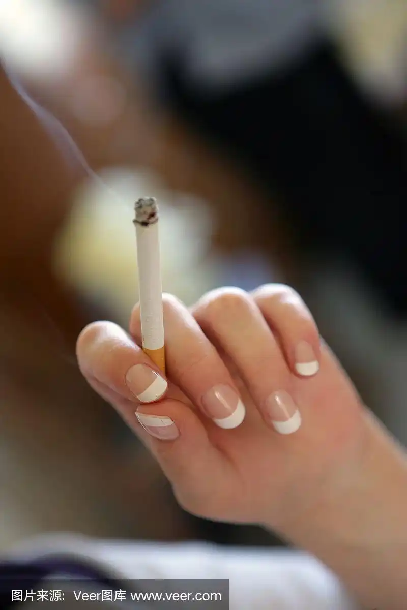 手吸烟