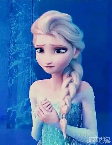 哈哈,接下来的就是女王小时候,晚上安娜公主