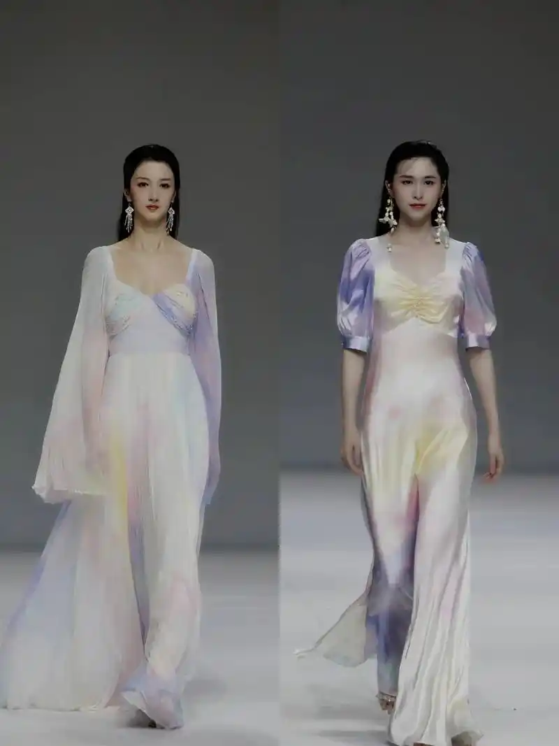 时装模特走秀现场