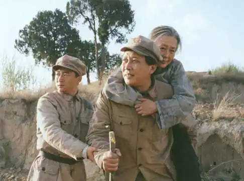 央视国际 2004年01月06日 15:17《延安颂》剧照十二>>  精彩剧照新剧