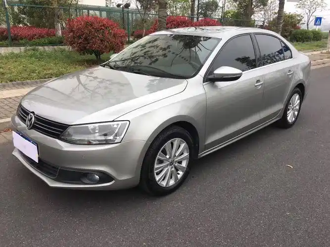 出售大众速腾/14年1.