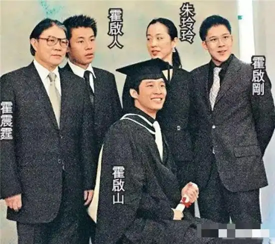 见证了霍家的奋斗和繁华为何朱玲玲生下三个儿子后却改嫁了