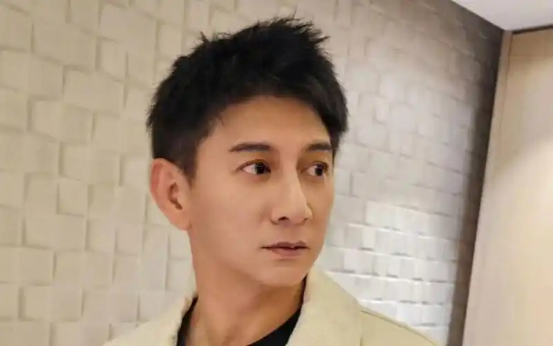 赵丽颖和吴奇隆还组过父