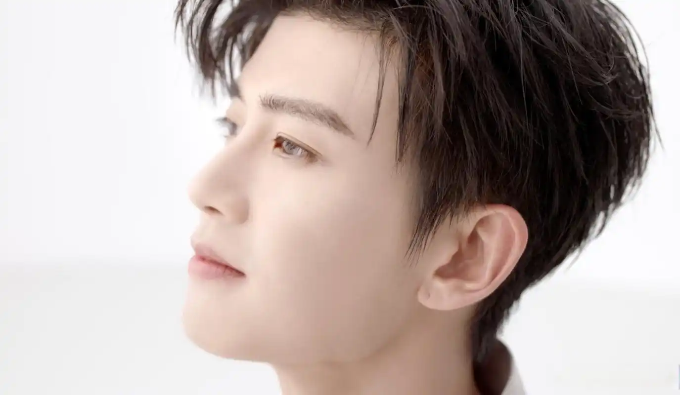 瞬间梦回《一生一世》周生辰了谁懂[舔屏]#东方美学镜头下的任嘉伦