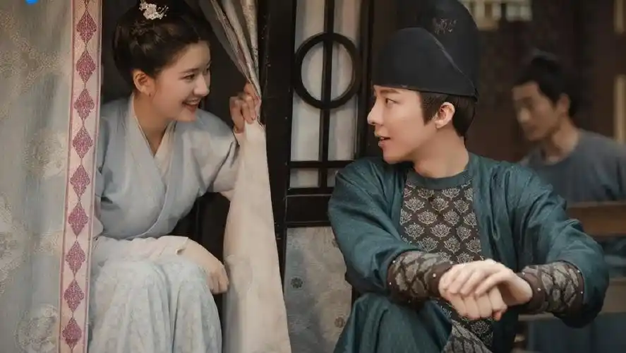 赵露思刘宇宁疑似恋情曝光,被曝同游迪士尼,同看烟花用配套bgm