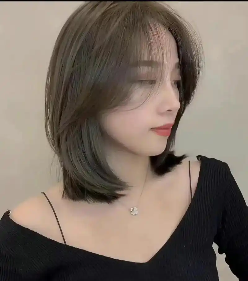 抖音图文来了 ,时尚中长发,减龄锁骨发,有你喜欢的吗? - 抖音