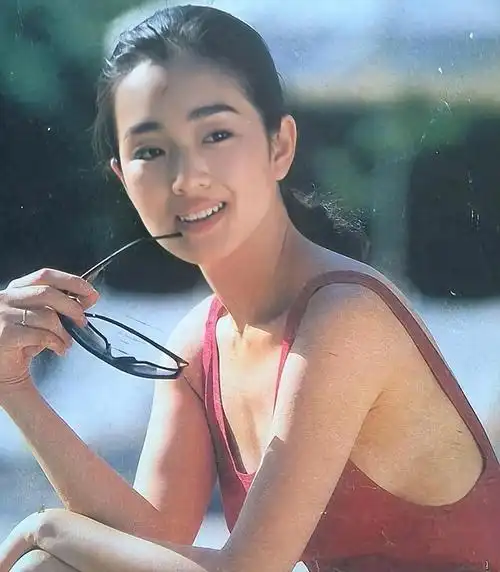 巩俐瘦了!57岁现身长城气质炸裂,网友:"这气场太可怕了!" - 知乎