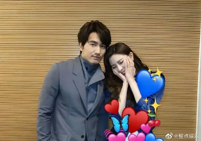 宋妍霏晒合照为言承旭打call