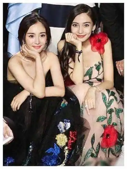 杨颖生日无人祝贺,杨幂抢助理遭质疑,baby粉丝指责杨幂.