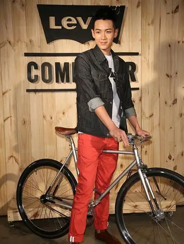 柯震东出席李维斯levis2013全新轻骑者系列发布活动