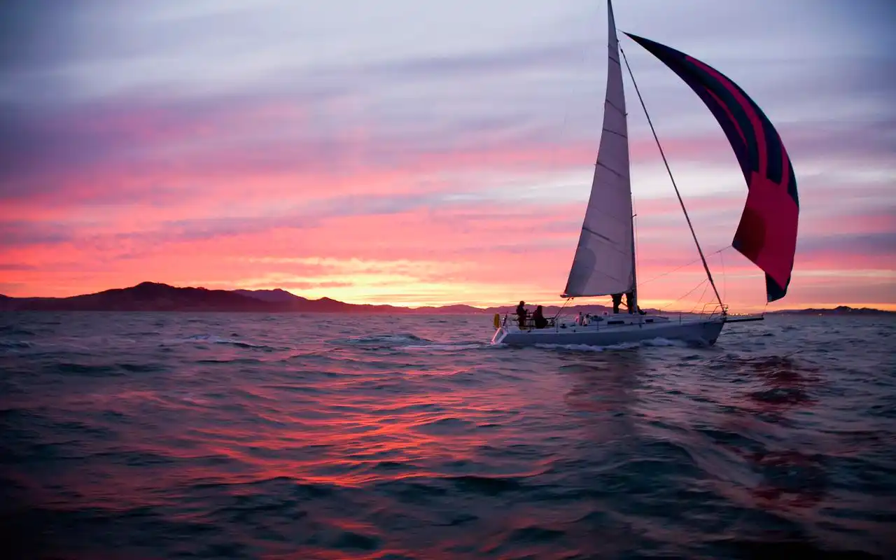 大海航行的帆船精选桌面壁纸